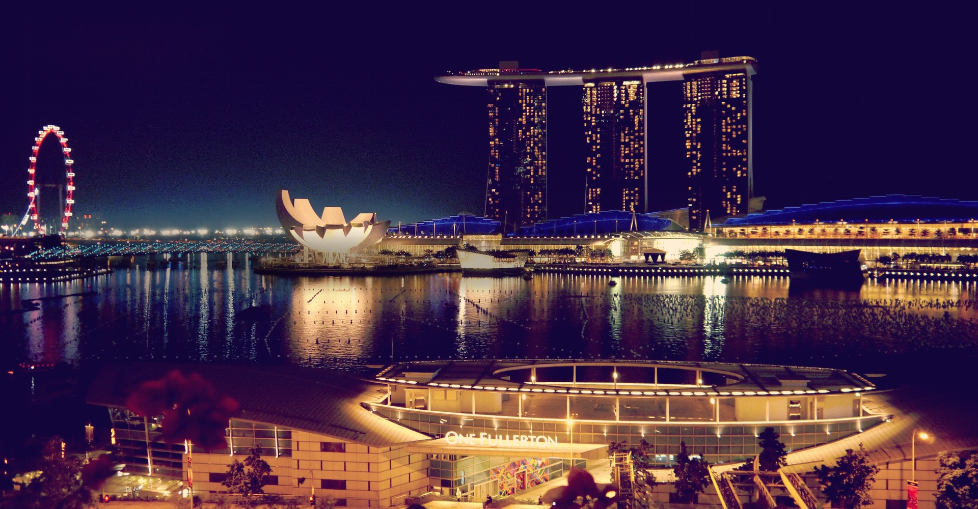 Singapore view across Marina Bay